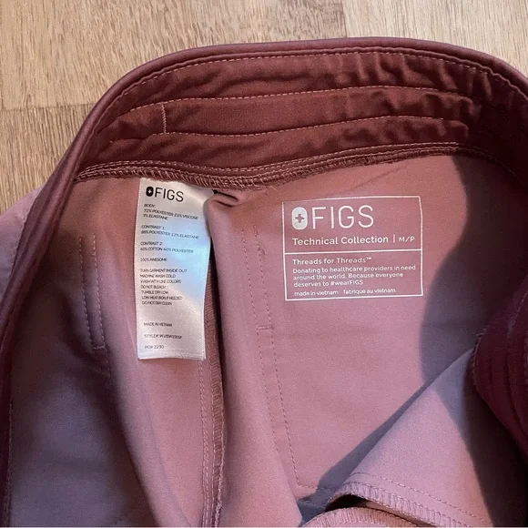 Figs scrub set - Picture 8 of 9